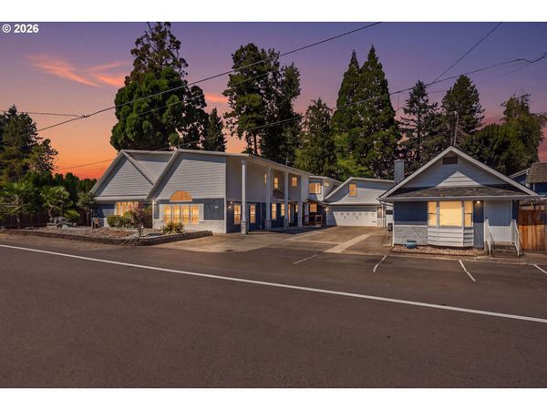 211 SUNSET AVE, Keizer, OR 97303