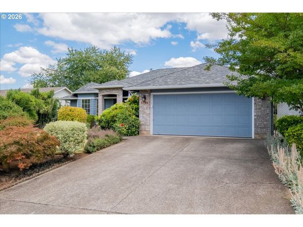 5746 FLAIRSTONE DR, Salem, OR 97306