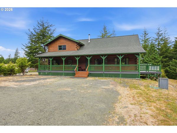 69247 JOSHUA LN, North Bend, OR 97459