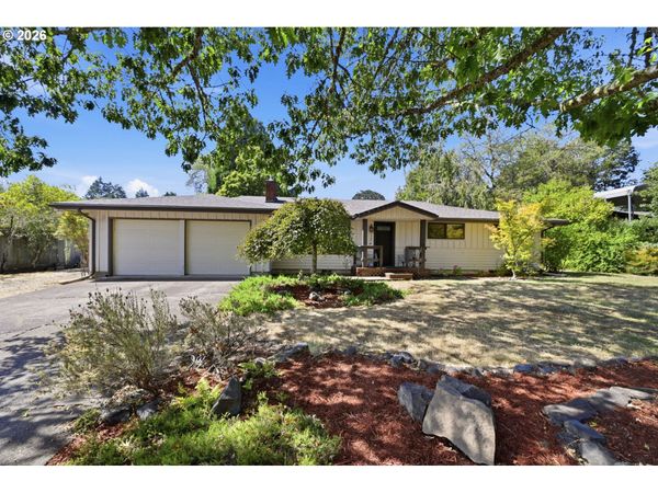 87700 BLEK DR, Veneta, OR 97487
