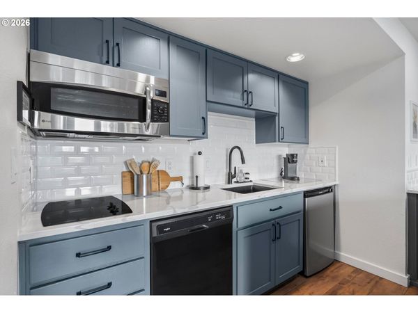 18575 SW CENTURY DR, Unit 1635, Bend, OR 97702