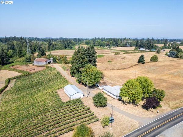 31183 S BARLOW RD, Hubbard, OR 97032