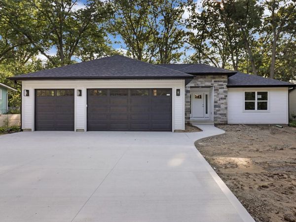 11533 8th AVENUE, Pleasant Prairie, WI 53158