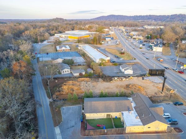 5468 Old Hixson Pike , Hixson, TN 37343