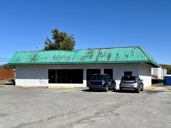 828 N Main St , Franklin, KY 42134