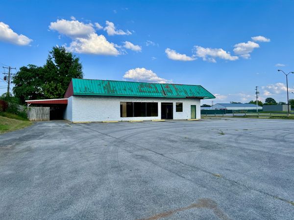 828 N Main St , Franklin, KY 42134