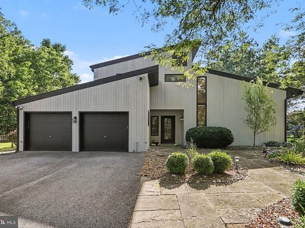 524 SAW MILL ROAD, MECHANICSBURG, PA 17055
