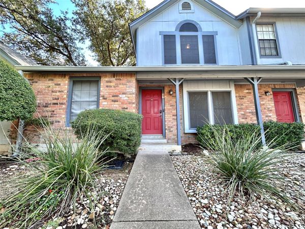 1411 Gracy Farms LN NW, Unit 17, Austin, TX 78758