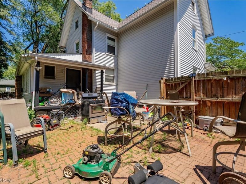 323 2nd Street NE, Massillon, OH 44646 Photo 8