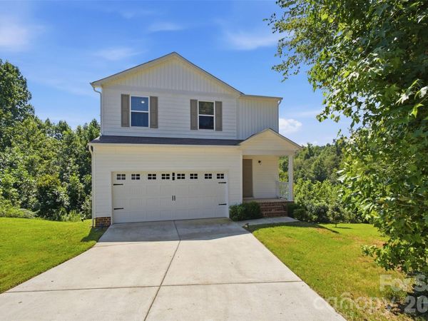 181 Four Andrews Drive , Harmony, NC 28634