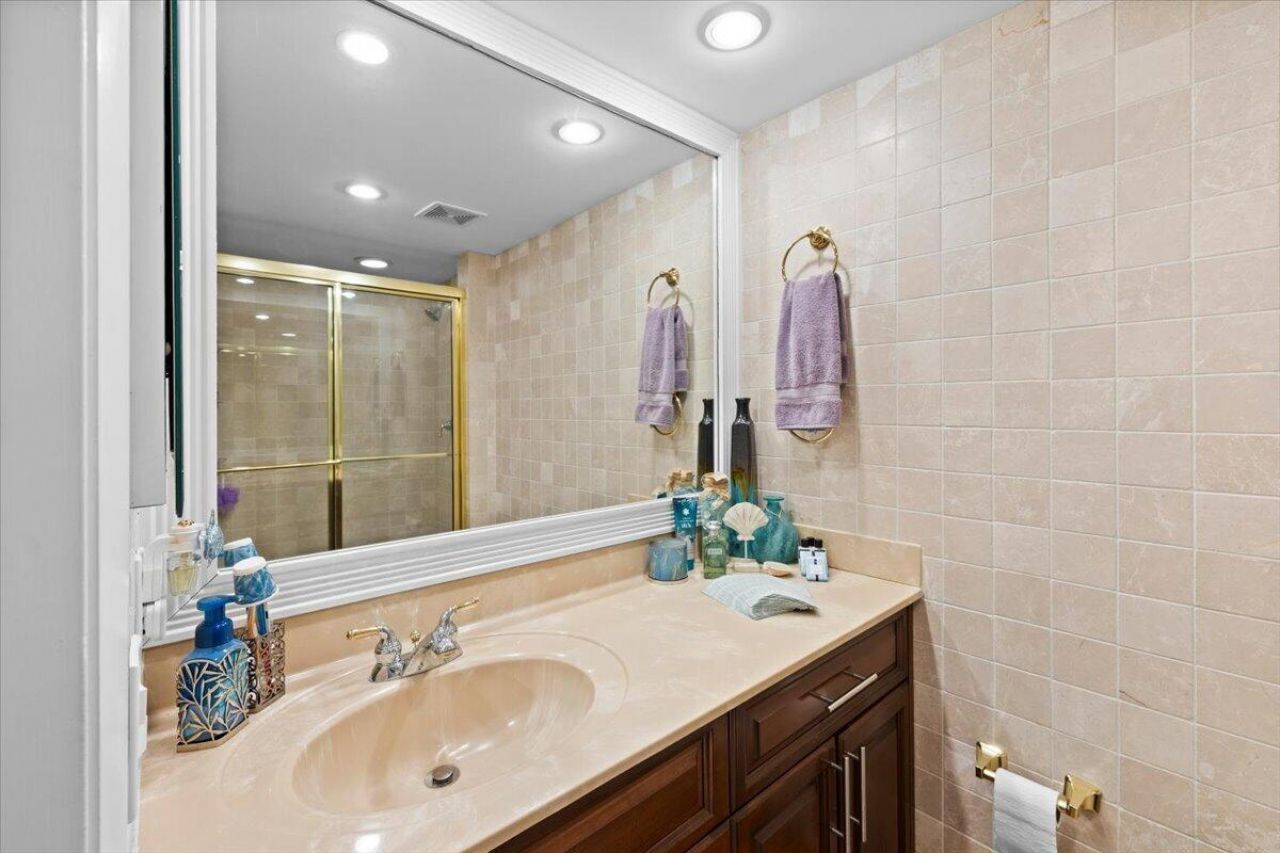 1167 Hillsboro Mile, Unit 308, Hillsboro Beach, FL 33062 Photo