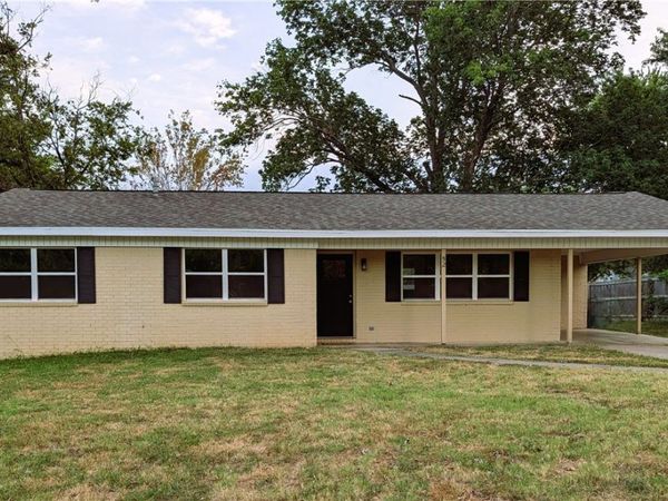 52 Southwood Street , West Fork, AR 72774