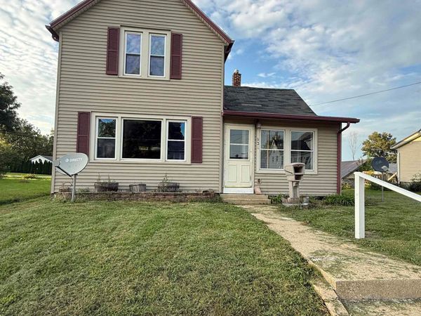 934 E Garden Street, Freeport, IL 61032