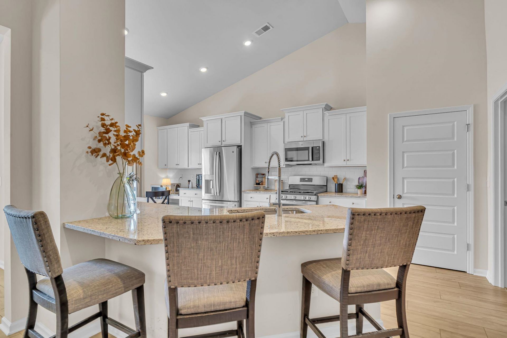 1209 Beach Way Ln. Photo 8