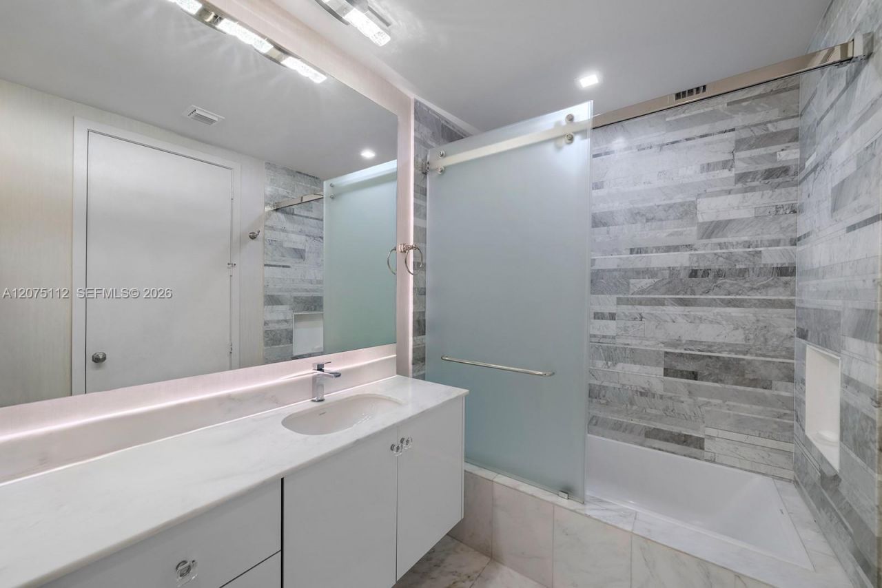10203 Collins Ave , Unit 801, Bal Harbour, FL 33154 Photo