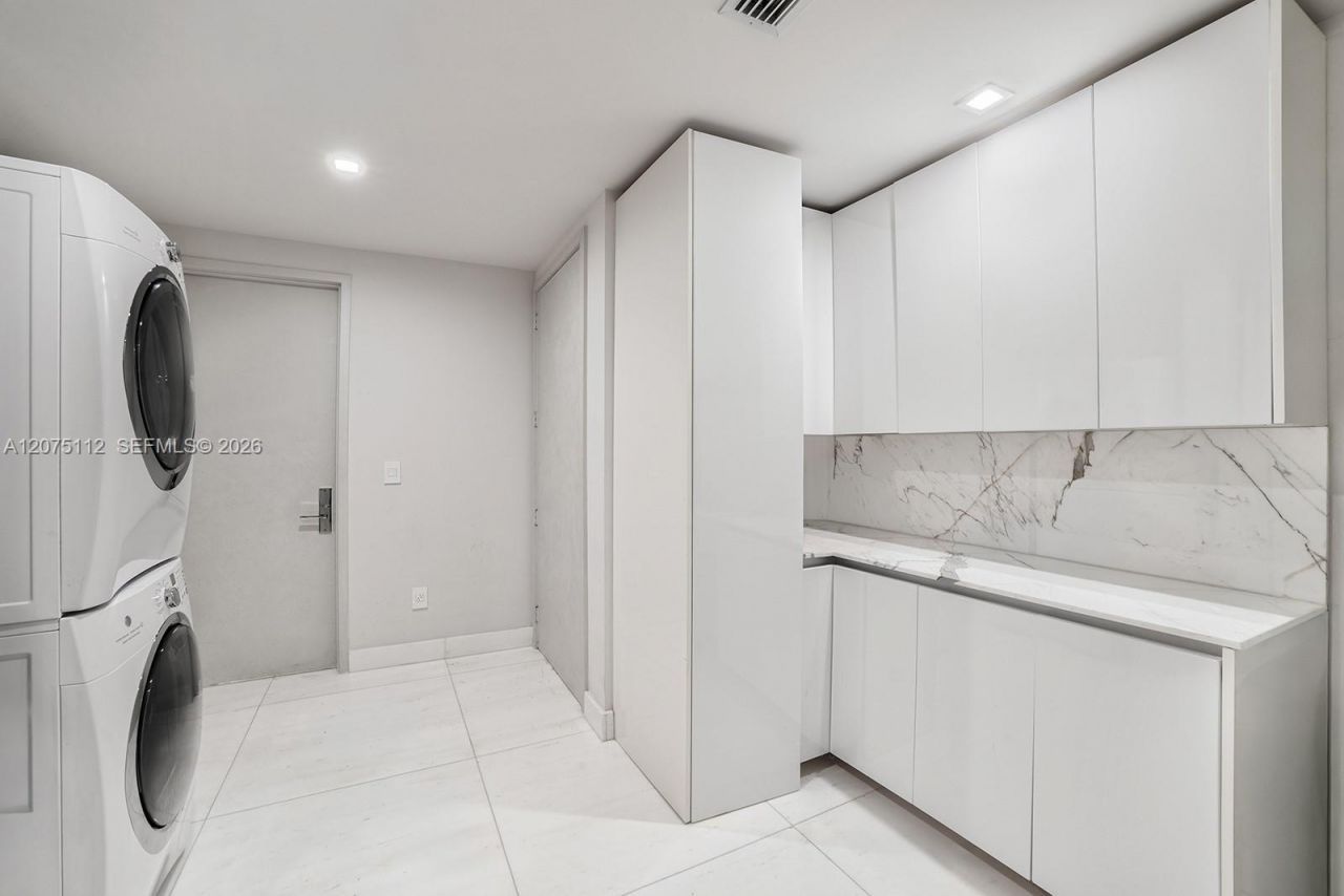 10203 Collins Ave , Unit 801, Bal Harbour, FL 33154 Photo