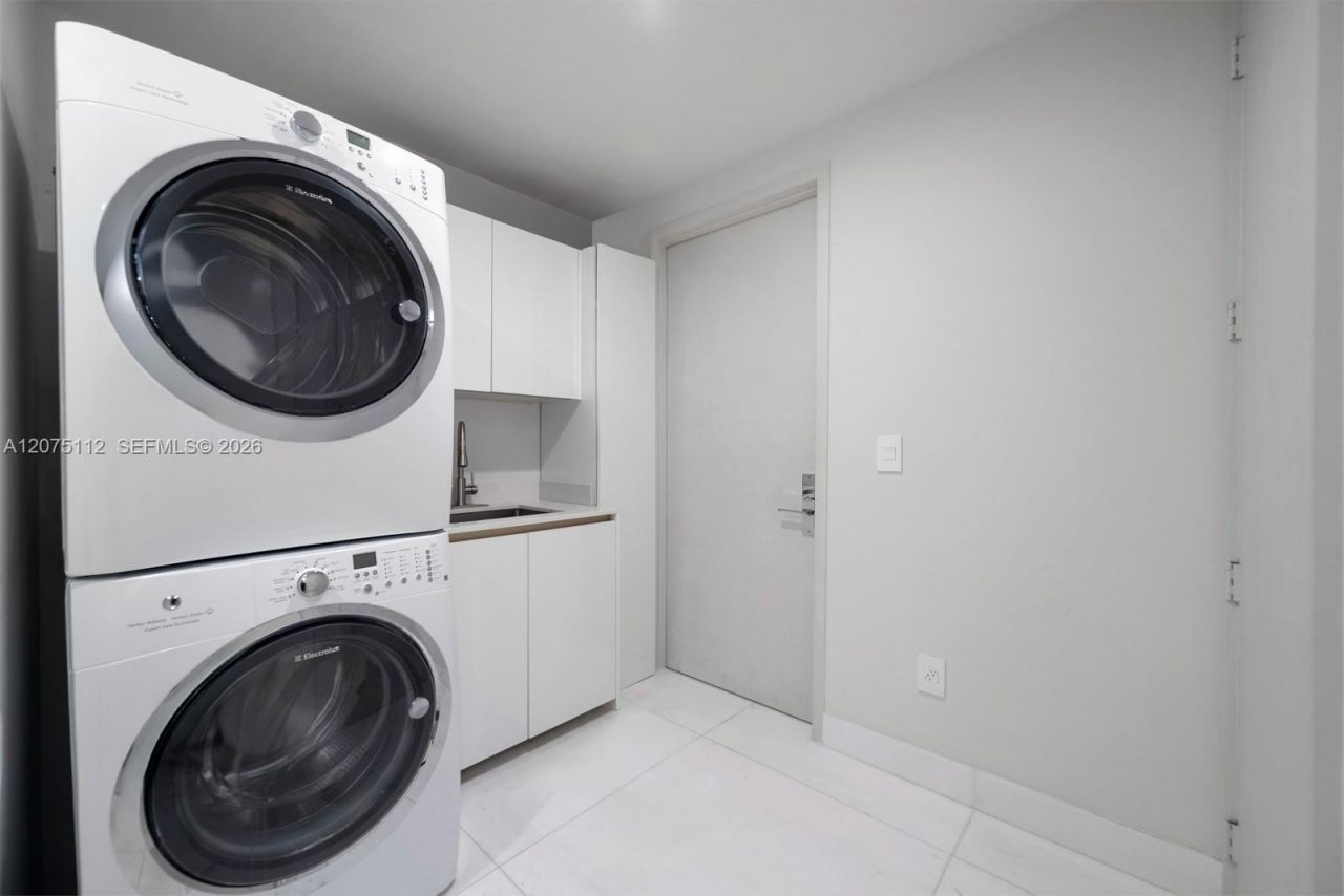 10203 Collins Ave , Unit 801, Bal Harbour, FL 33154 Photo