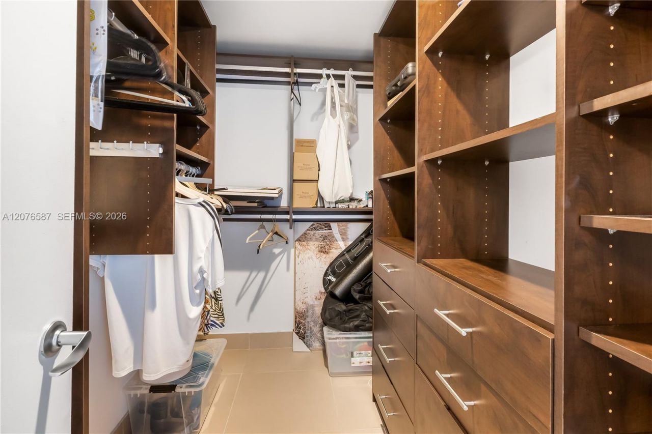 5875 Collins Ave, Unit 903, Miami Beach, FL 33140 Photo