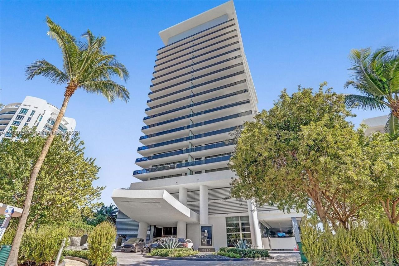 5875 Collins Ave, Unit 903, Miami Beach, FL 33140 Photo