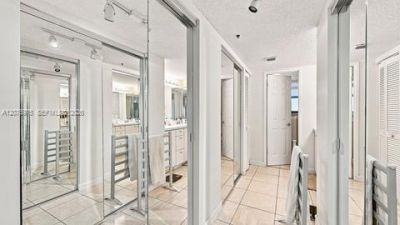 210 174 St , Unit 2401, Sunny Isles Beach, FL 33160 Photo