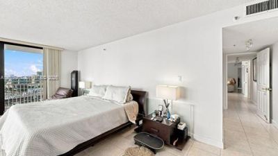 210 174 St , Unit 2401, Sunny Isles Beach, FL 33160 Photo