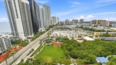 210 174 St , Unit 2401, Sunny Isles Beach, FL 33160 Photo