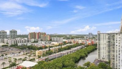 210 174 St , Unit 2401, Sunny Isles Beach, FL 33160 Photo