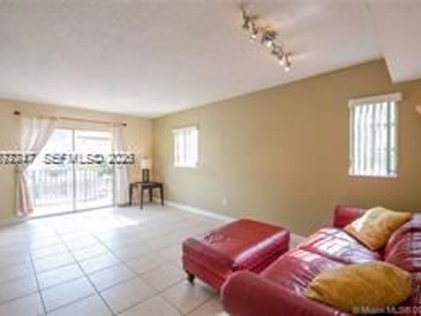 8650 SW 109th Ave , Unit 3-223, Miami, FL 33173