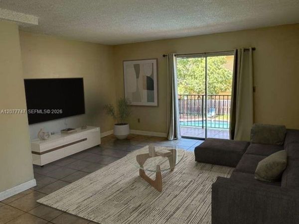 8650 SW 109th Ave , Unit 3-223, Miami, FL 33173
