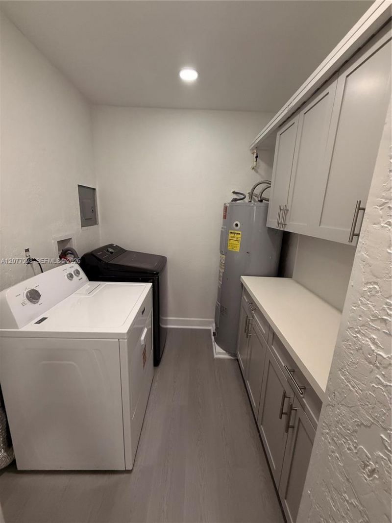 1720 NW 124th Ter , Miami, FL 33167 Photo