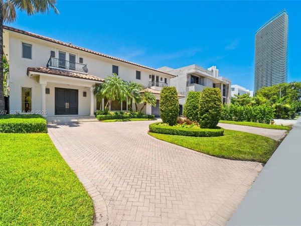 275 189th Ter , Sunny Isles Beach, FL 33160