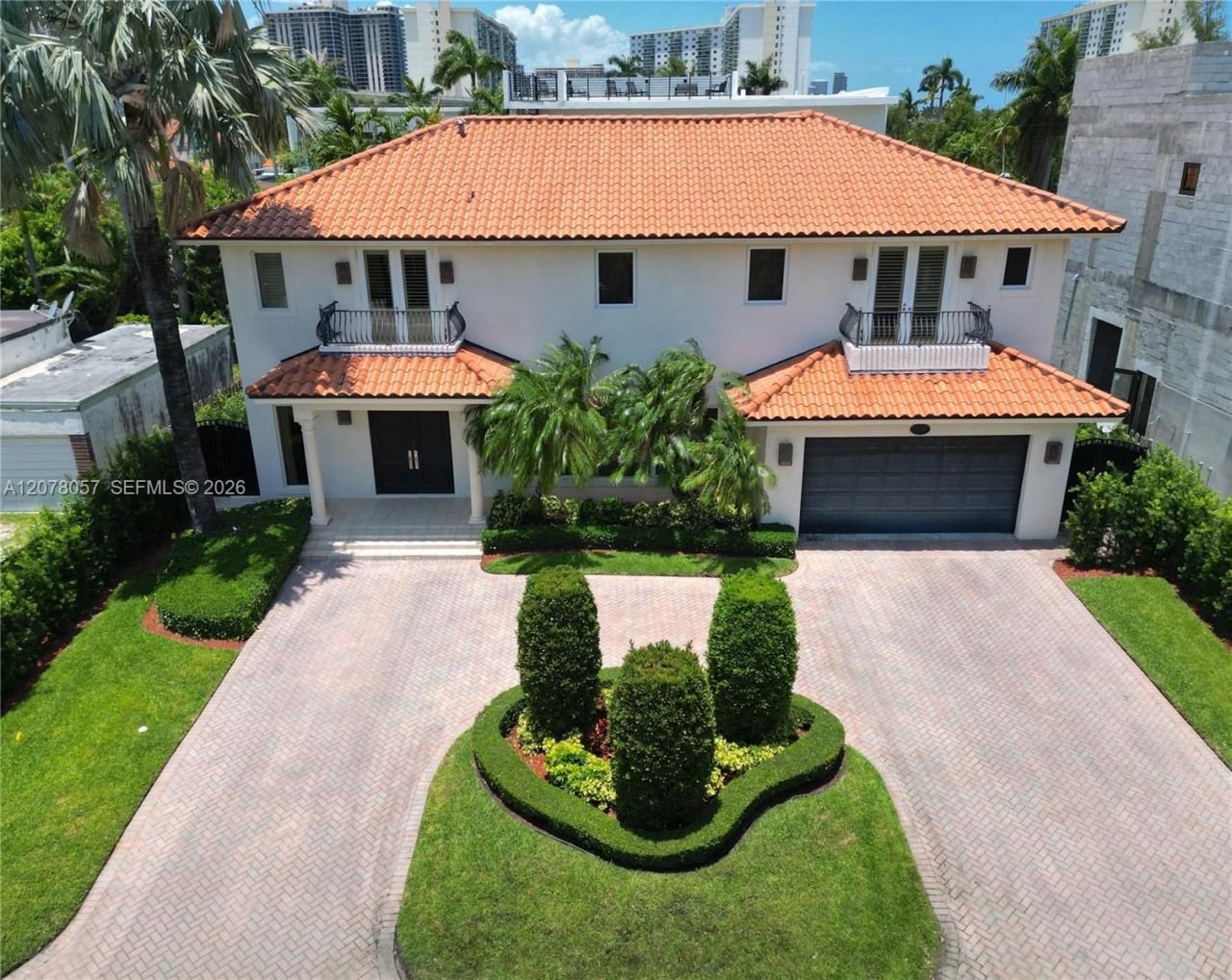 275 189th Ter , Sunny Isles Beach, FL 33160 Photo