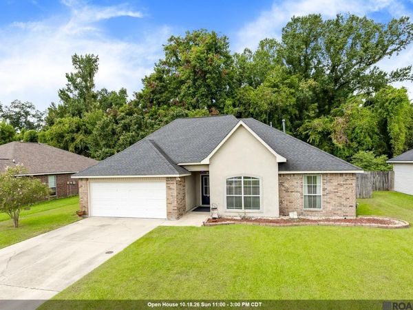 5235 Cicero Dr, Darrow, LA 70725
