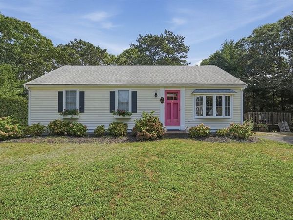 25 Sea Horse Road, Harwich, MA 02645