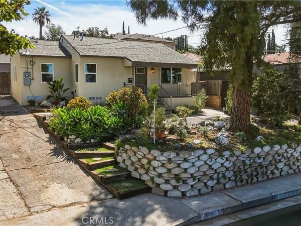 10512 Samoa Ave, Tujunga, CA 91042
