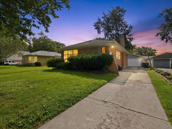 15577 Rose Drive , South Holland, IL 60473