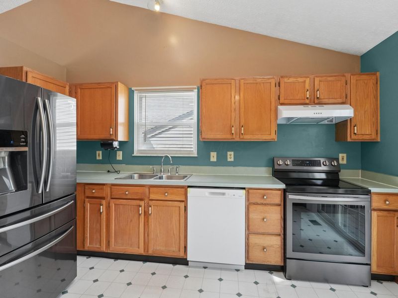 7468 Brown Deer Drive, Pickerington, OH 43147 Photo 10