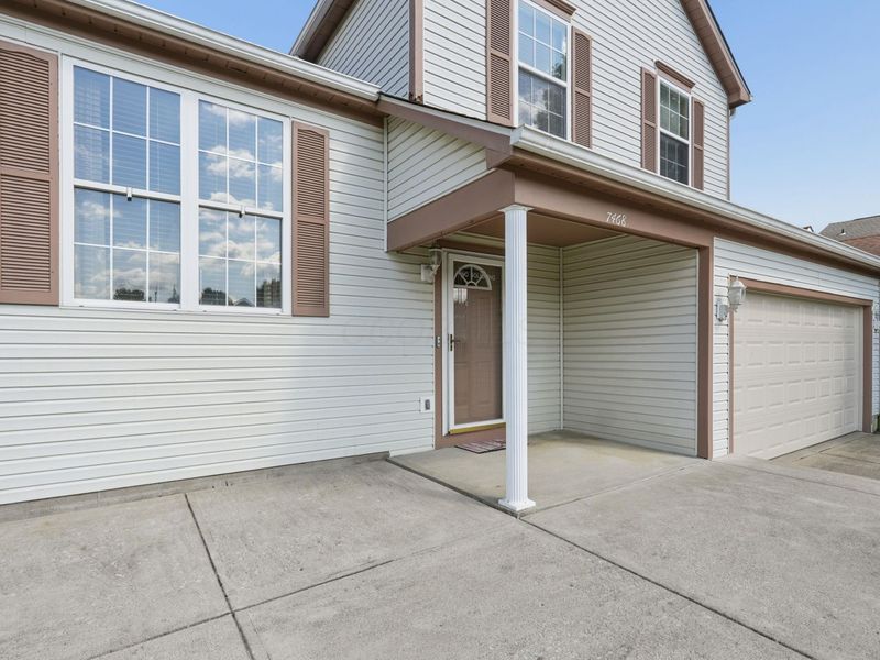 7468 Brown Deer Drive, Pickerington, OH 43147 Photo 3