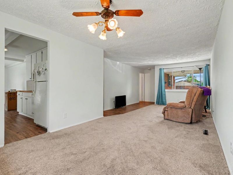 12093 Benadir Road, Springdale, OH 45246 Photo 4