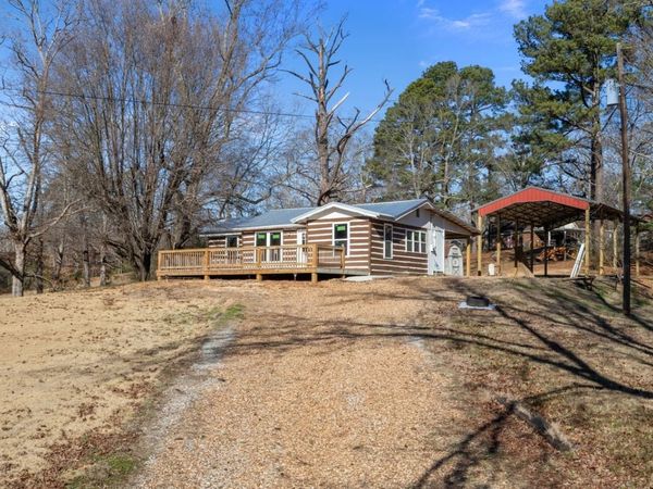 70 Old Bruceton Rd , Bruceton, TN 38317