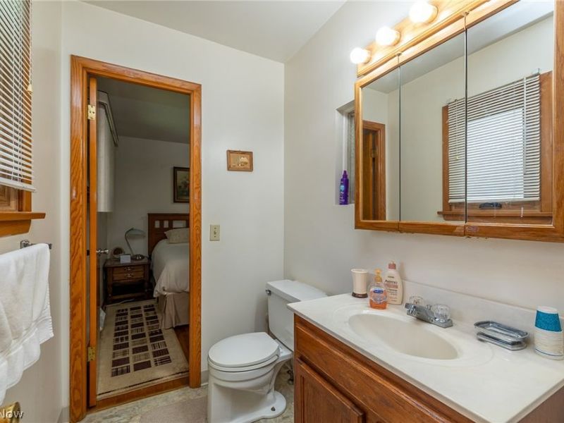 4751 Forest Edge Drive, Brooklyn, OH 44144 Photo 12