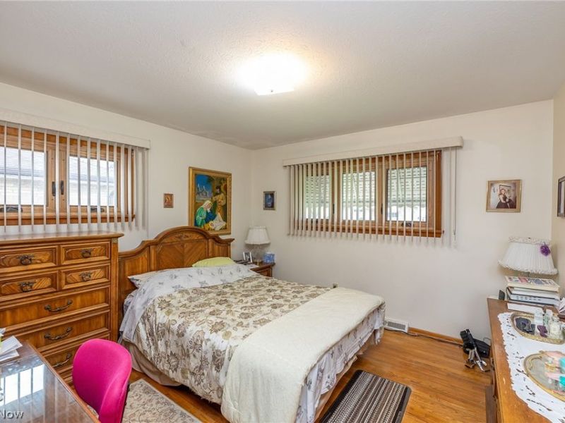 4751 Forest Edge Drive, Brooklyn, OH 44144 Photo 18