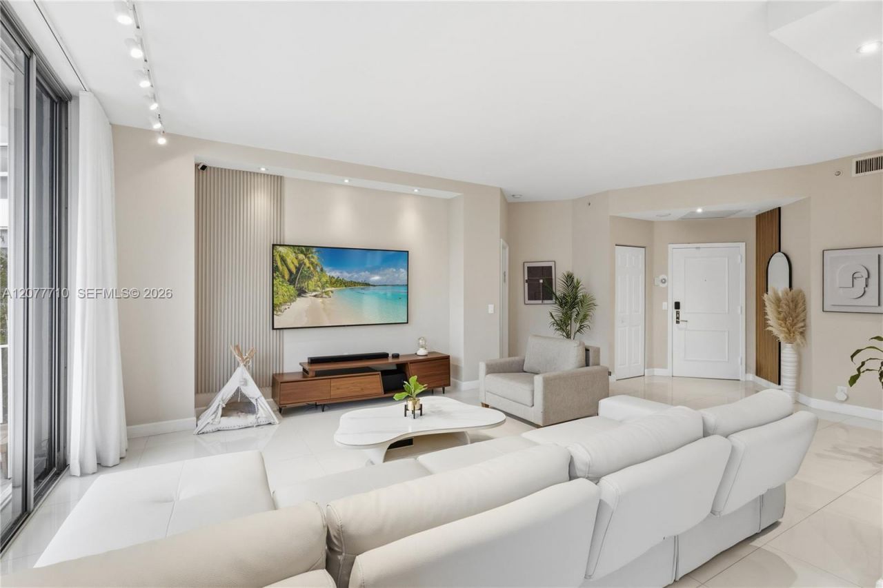 3500 Mystic Pointe Dr , Unit 104, Aventura, FL 33180 Photo