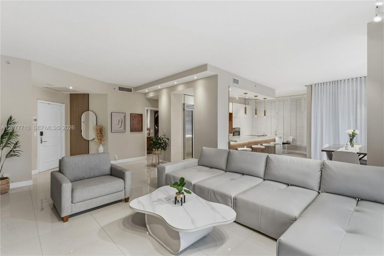 3500 Mystic Pointe Dr , Unit 104, Aventura, FL 33180 Photo