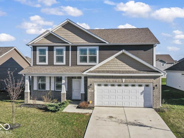 6874 Nottingham Lane , McCordsville, IN 46055