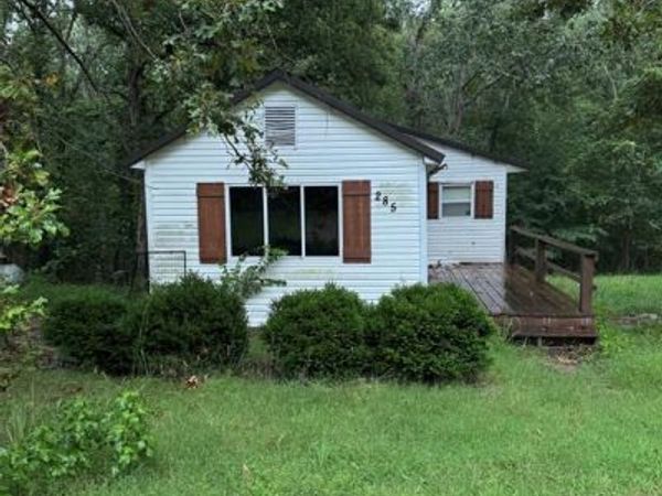 285 Meridian Lane , Poplar Bluff, MO 63901