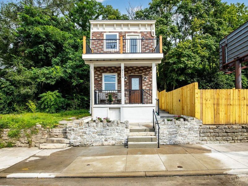 2114 Riverside Drive, Cincinnati, OH 45202 Photo 2