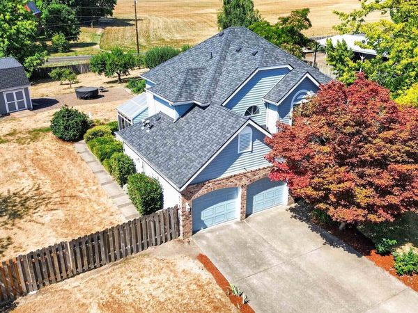 2350 Holly Pl NW, Albany, OR 97321