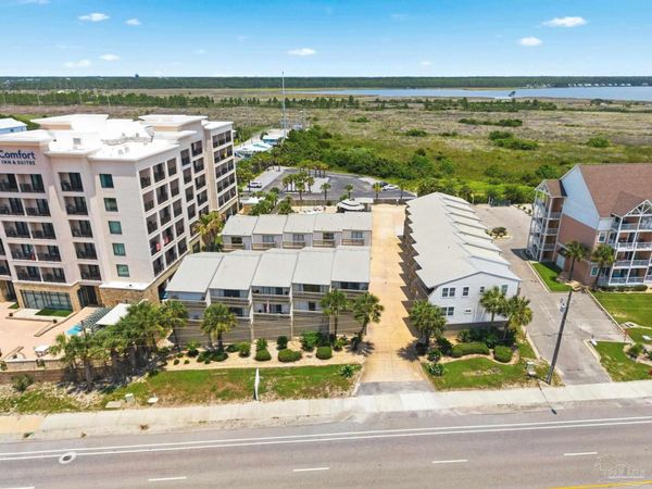 554 E Beach Blvd, Unit 4, Gulf Shores, AL 36542