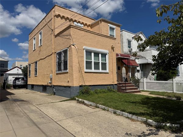 135-18 Francis Lewis Boulevard , Springfield Gardens, NY 11413
